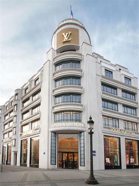 louis vuitton em paris é mais barato|Louis Vuitton Paris france.